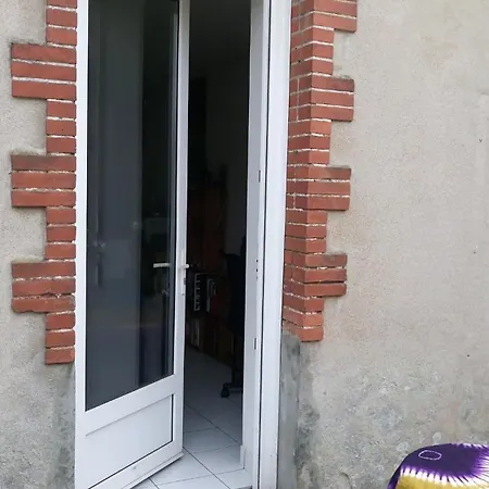 شقة Courtyard Apartment, Close To Tram And Center نانت